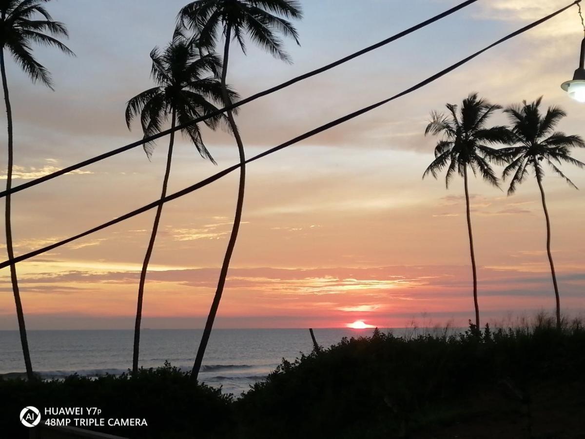 The Ocean Villa At Surf Spot Matara Ngoại thất bức ảnh